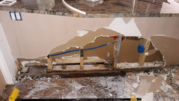 Best 24/7 water damage repair  in Huber Ridge, OH